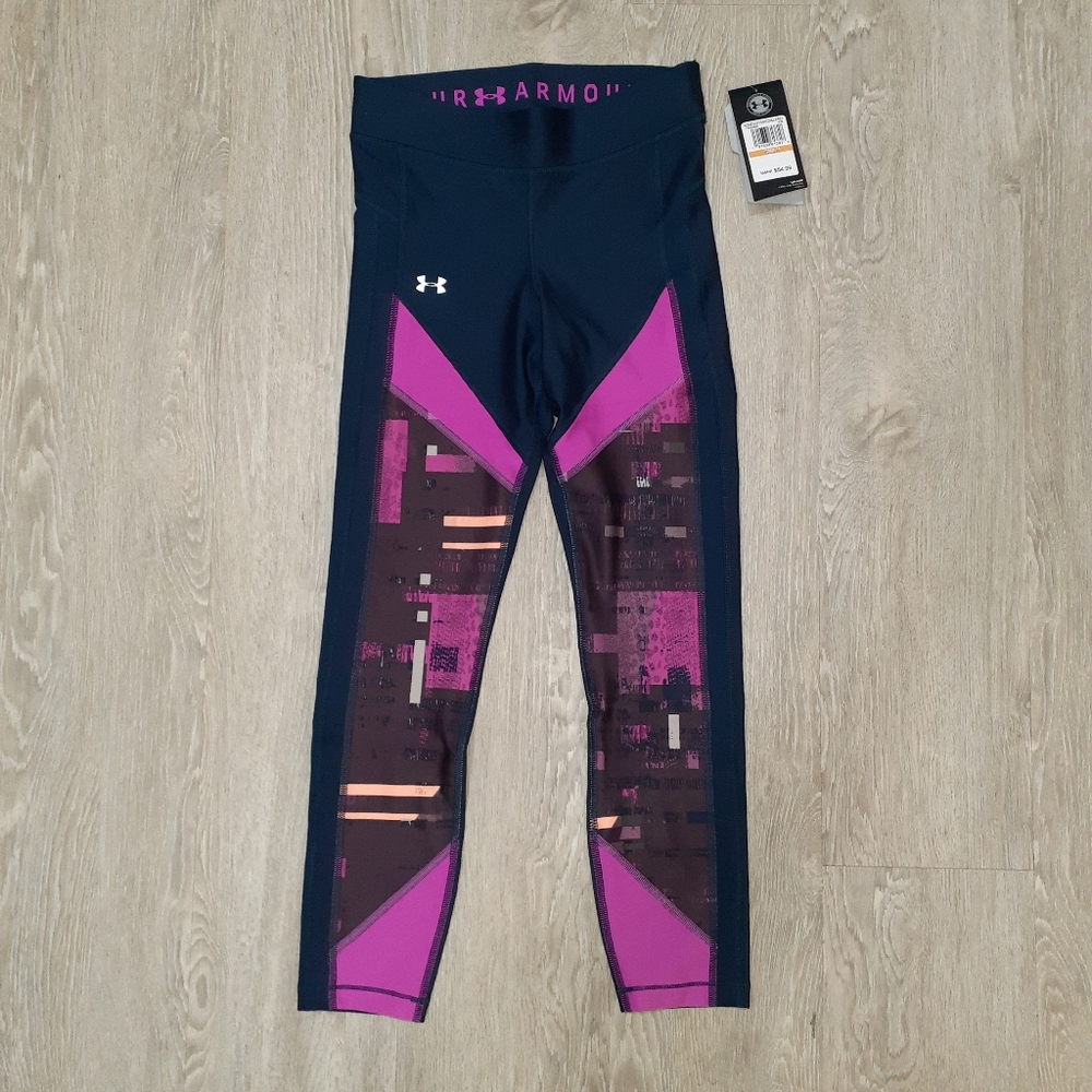 Under Armour Womens HeatGear Capri Pants Size Small New